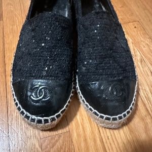 100% GENUINE Chanel Tweed & Leather CC Cap Toe Espadrille Flats Size NIB Sz 39